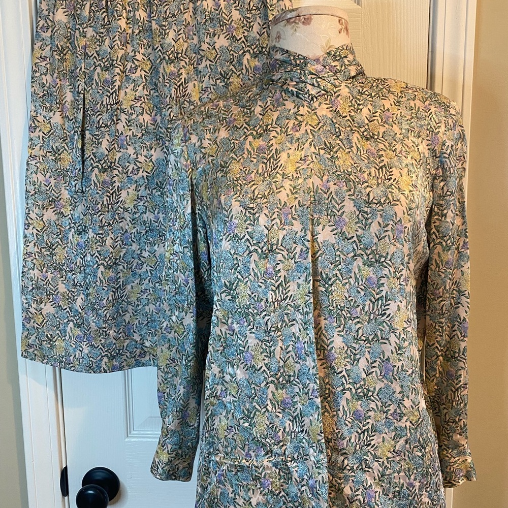 Doncaster Blue and White Boxy Long Sleeve Shirt and Skirt 2 Pc Ensemble